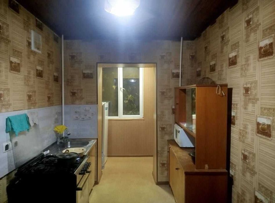 Юнусабад 18, 2/3/4 Продаётся кирпичный квартира 54м2 ор-р Chexov klub