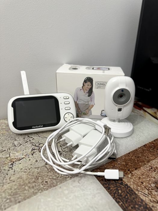 Baby monitor hello kid