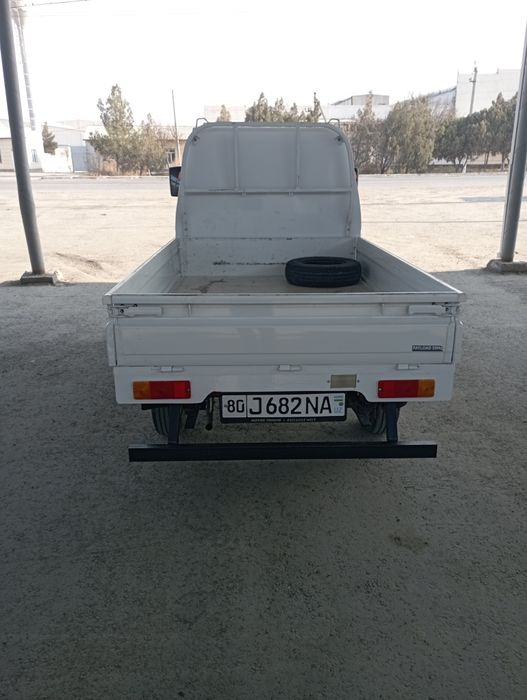 Damas labo sotiladi.