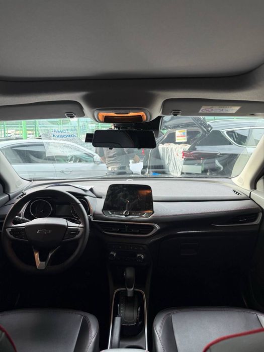 Tracker redline 2025