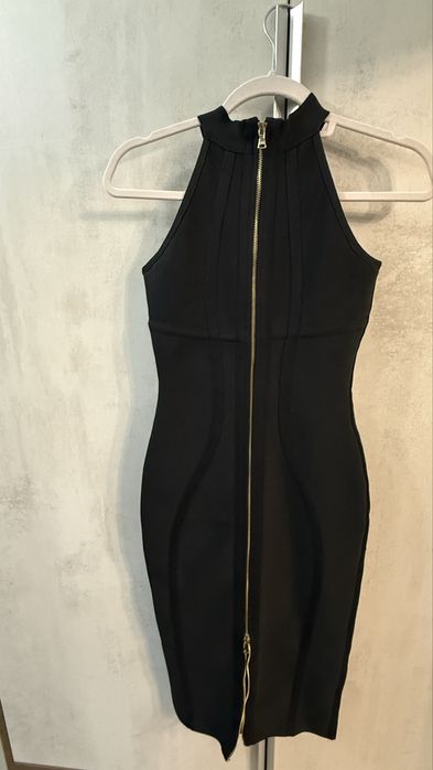 Rochie neagra de cocktail