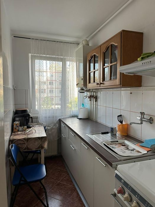 Închiriez apartament
