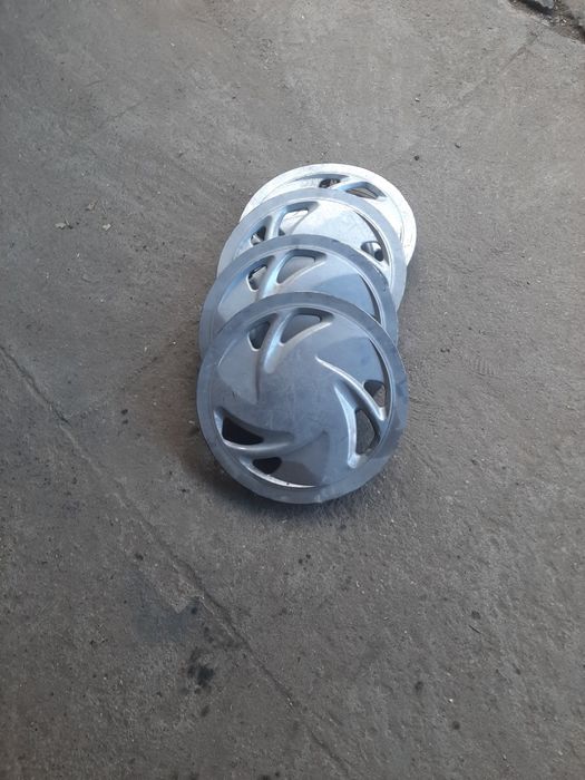 Продам колпаки р13
