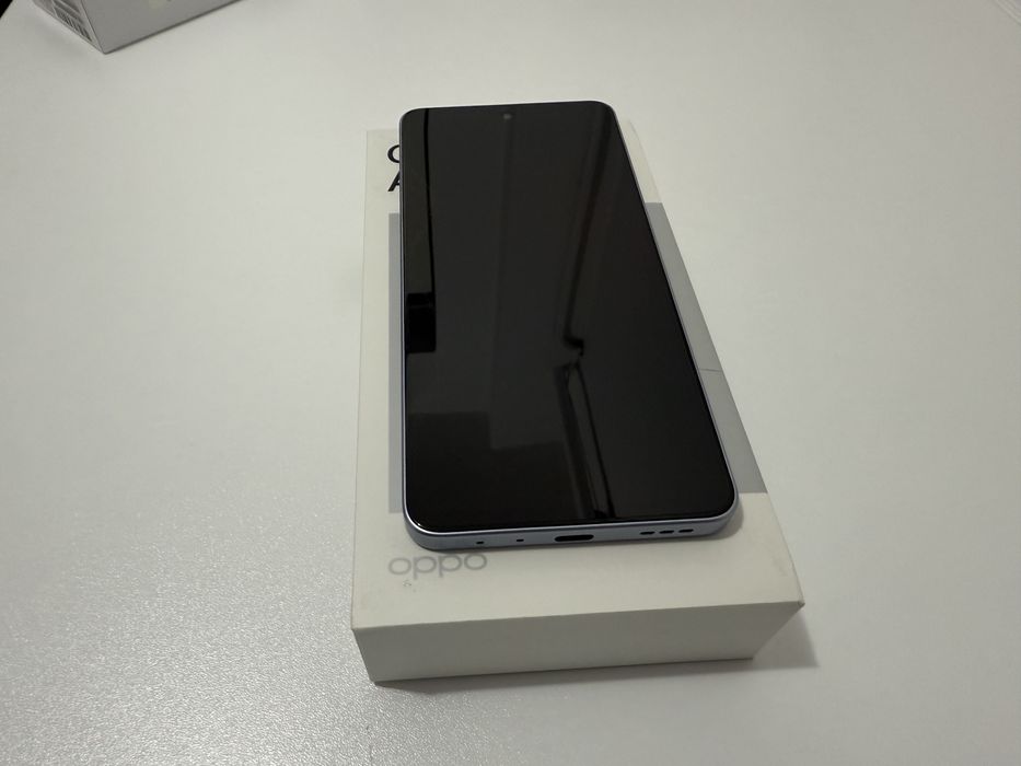 Telefoane 400 - 800 Lei Xiaomi Motorola Samsung Honor