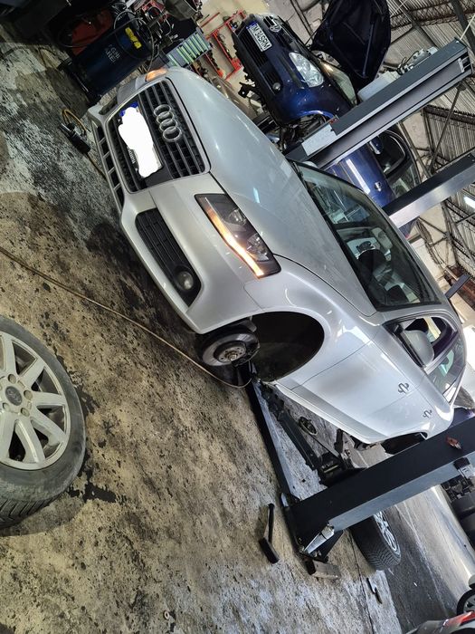 Vând Audi A4 b8 2009