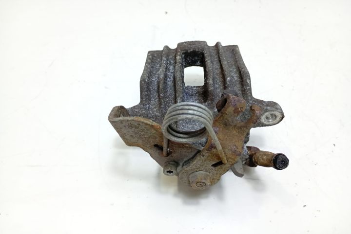 Etrier stanga spate Audi A4 B7