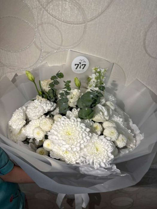 Цветы в Актауе. Цену можем полностью договориться если-что.