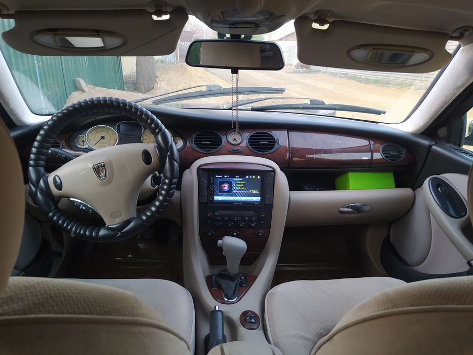 Продам машину недорого