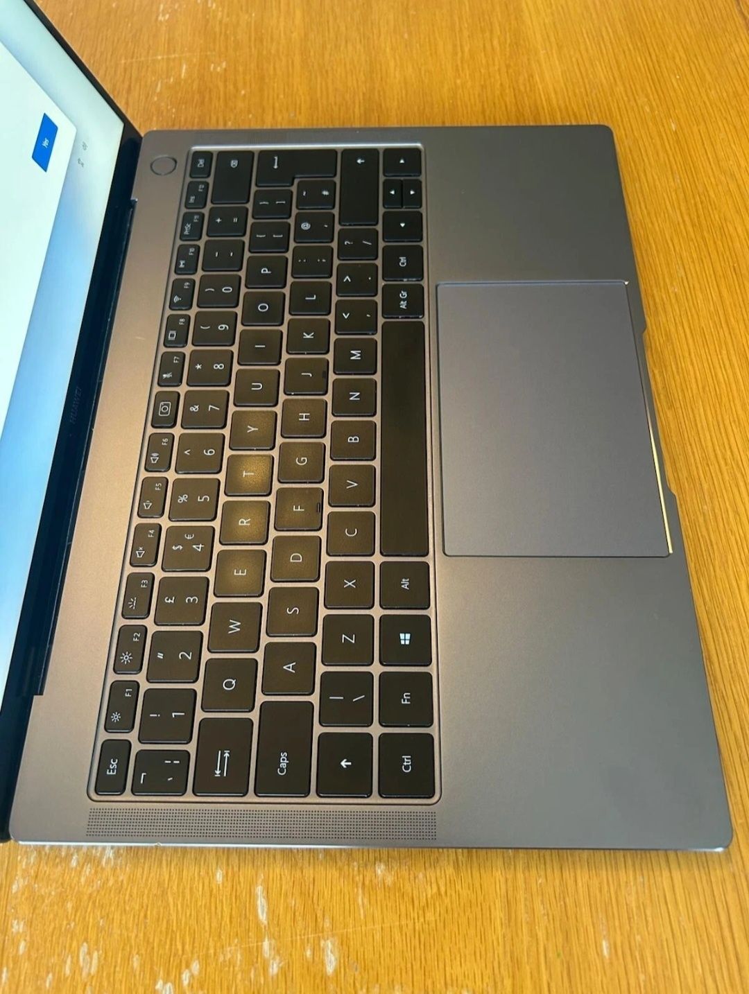 Huawei Matebook X Pro 13.9" 4K Intel Core I7 16GB Ram 1TB SSD Touch