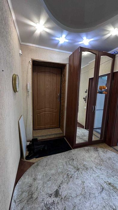 Продам 2-комн квартиру, р-н Достык Молл, с ремонтом
