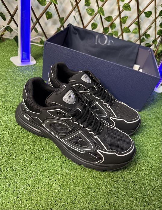 Dior B30