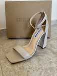 Кожени сандали на ток Steve Madden