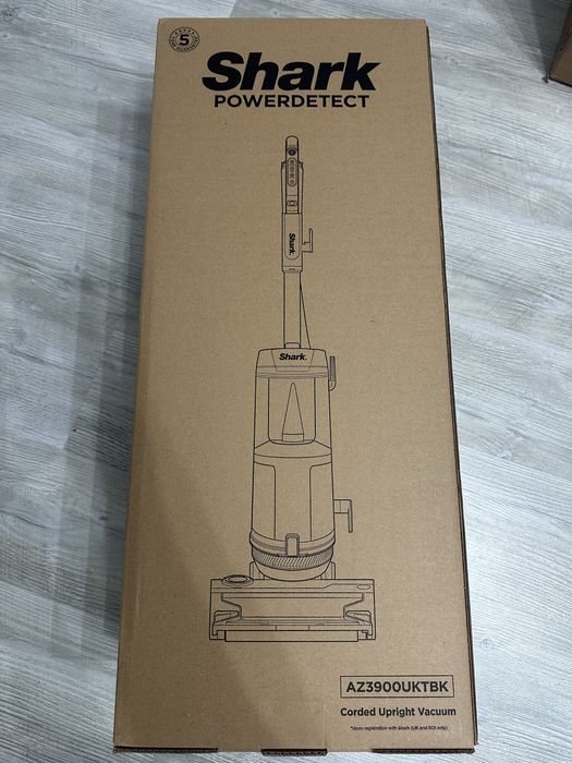 Aspirator vertical Shark PowerDetect