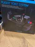 Logitech Flight System + Rudders Pedals + Switch Panel