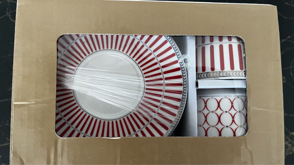 Порцеланови чаши нови