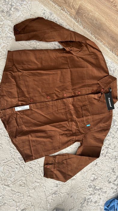 Мужская рубашка размер 2 XL размер бармай калуына байланысты сатылады.