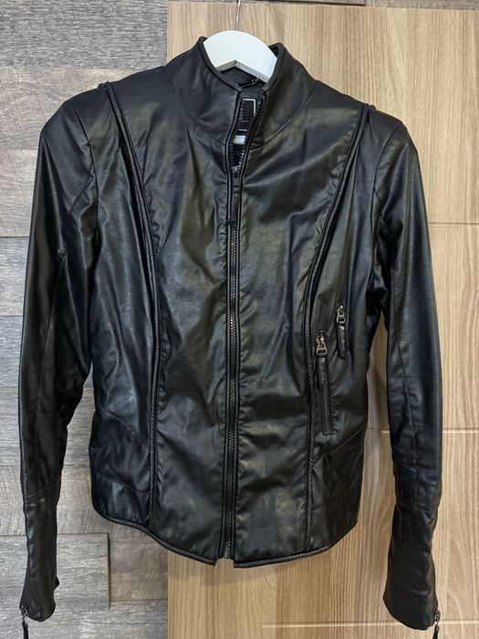 Дамско кожено яке