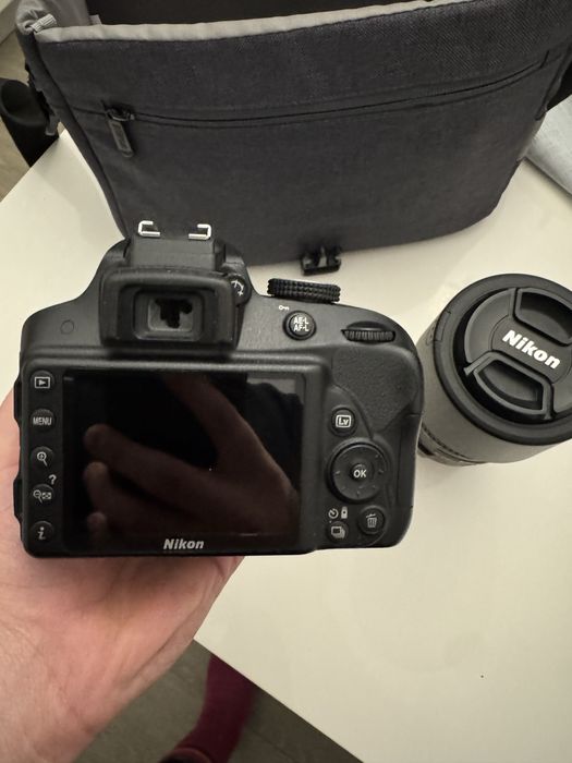 Aparat foto DSLR Nikon D3300 (2 obiective 18-55 mm si 55-300)