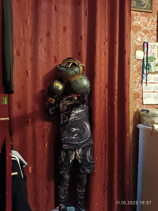 Продам форму б/у