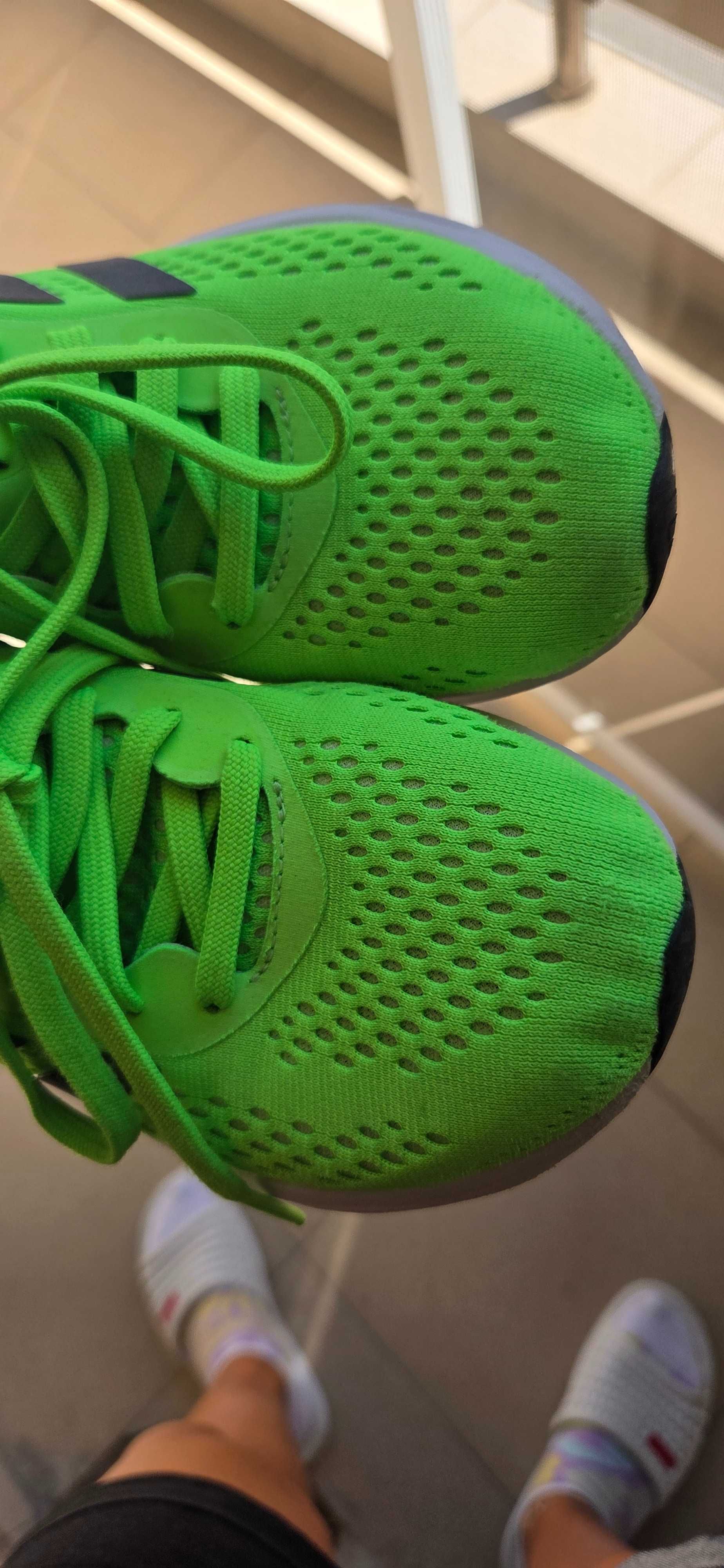 Маратонки adidas