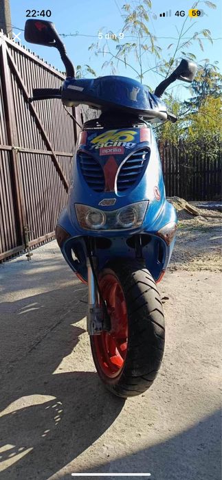 Vand scuter sr 50 cu set de 80