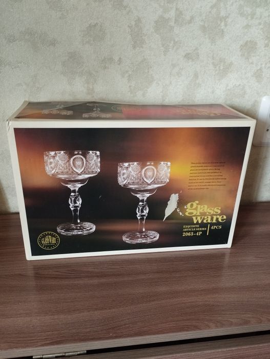Конфетницы новые.
