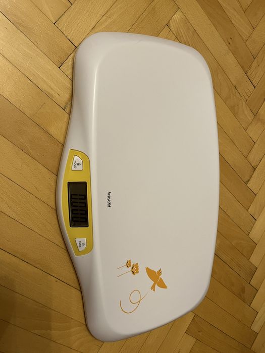 Електронна везна за бебче