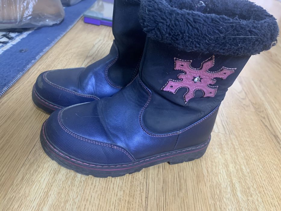 Сапожки детские, цена у всех разнаЯ, уточняйте, договоримся