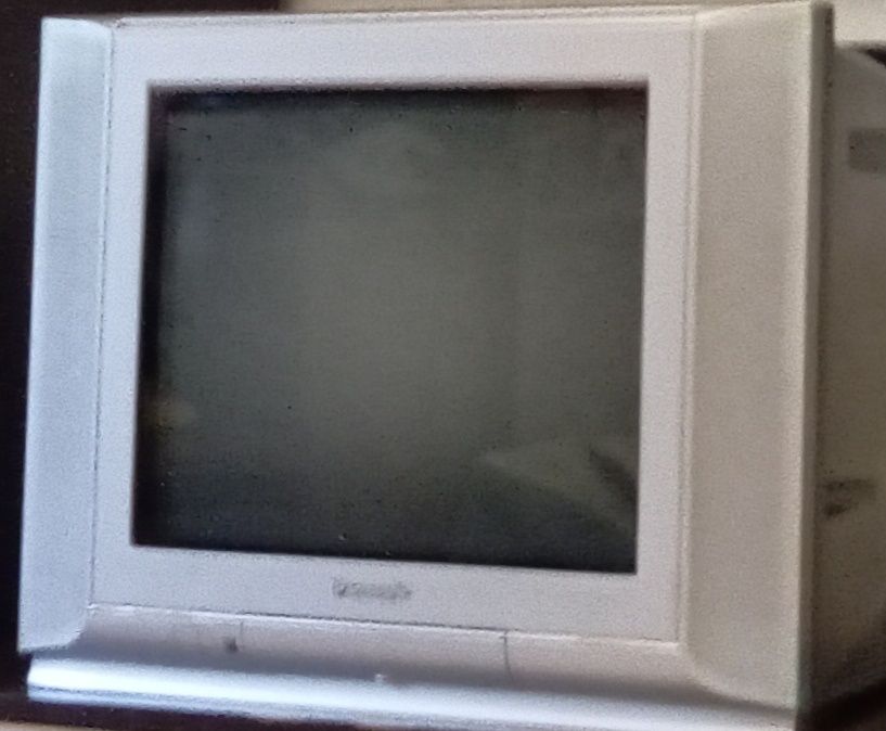 Телевизор марки Panasonic