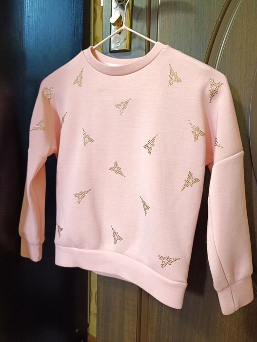 Продаётся кофточка.