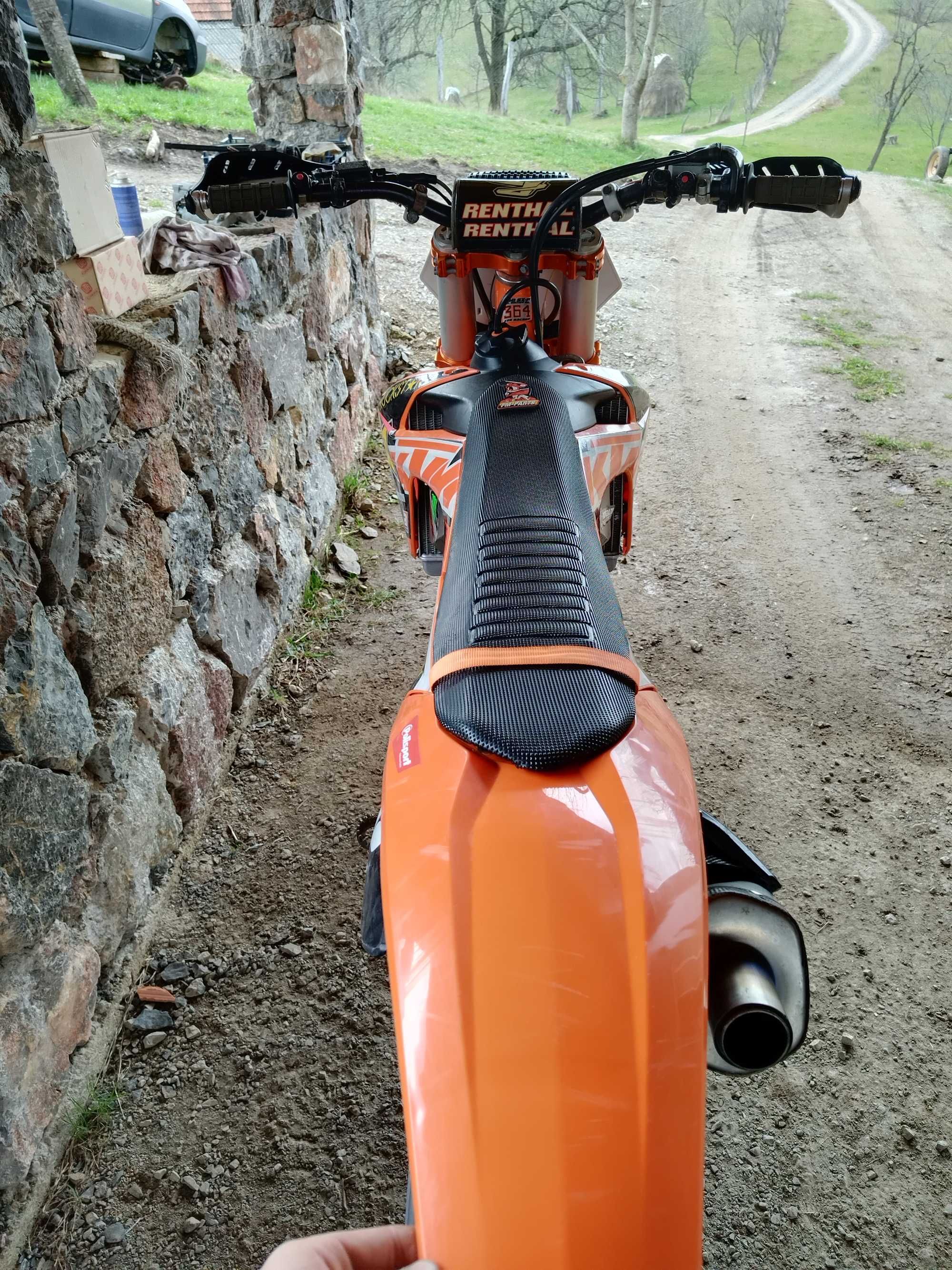 Vînd ktm sx f 250 cm. 2012