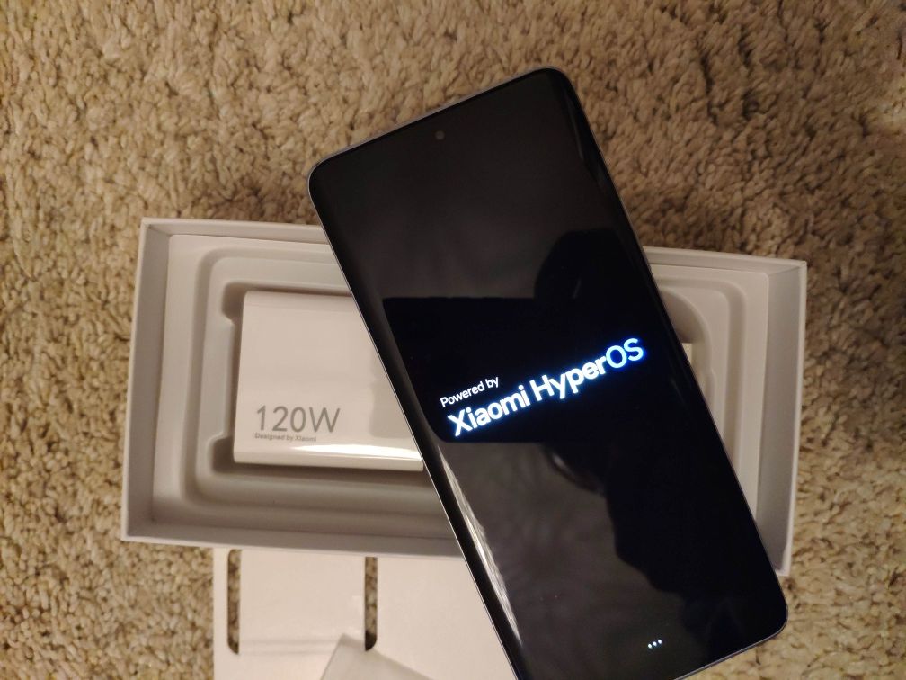 Чисто нов Xiaomi NOTE 13Pro+ Global 16/512GB
