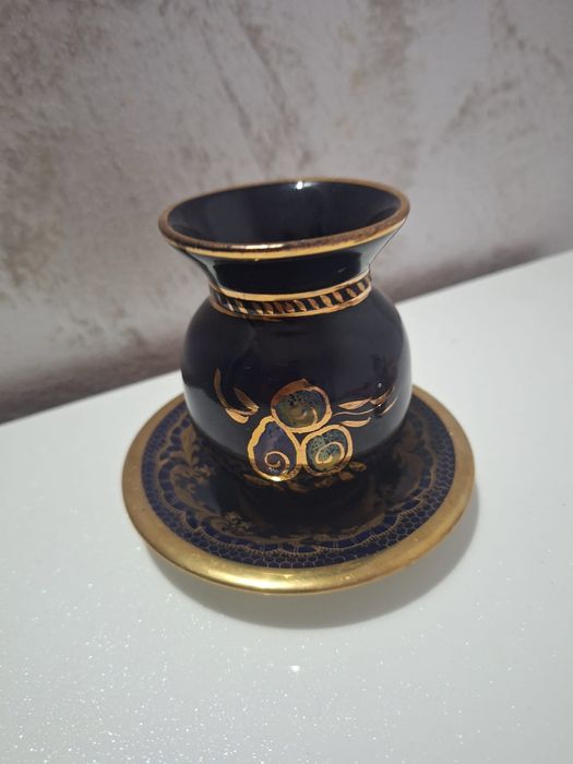 Set vază mică cu farfurie