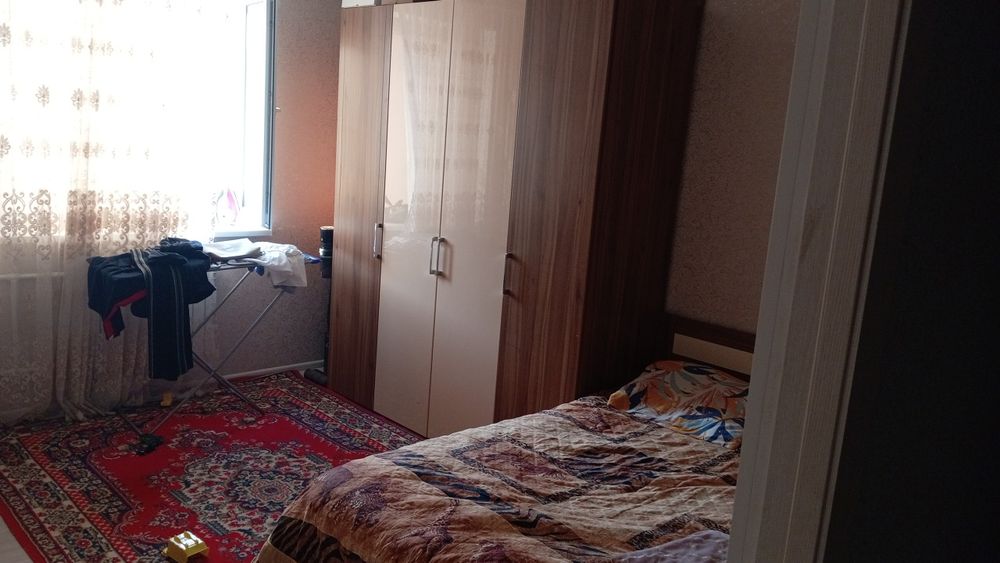 Продаётся спальный гарнитур б/у