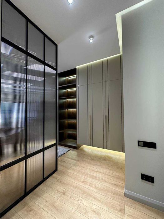 Сдаю светлую 2х ком. 8/10: ЖК Дархан Авеню (Р5)