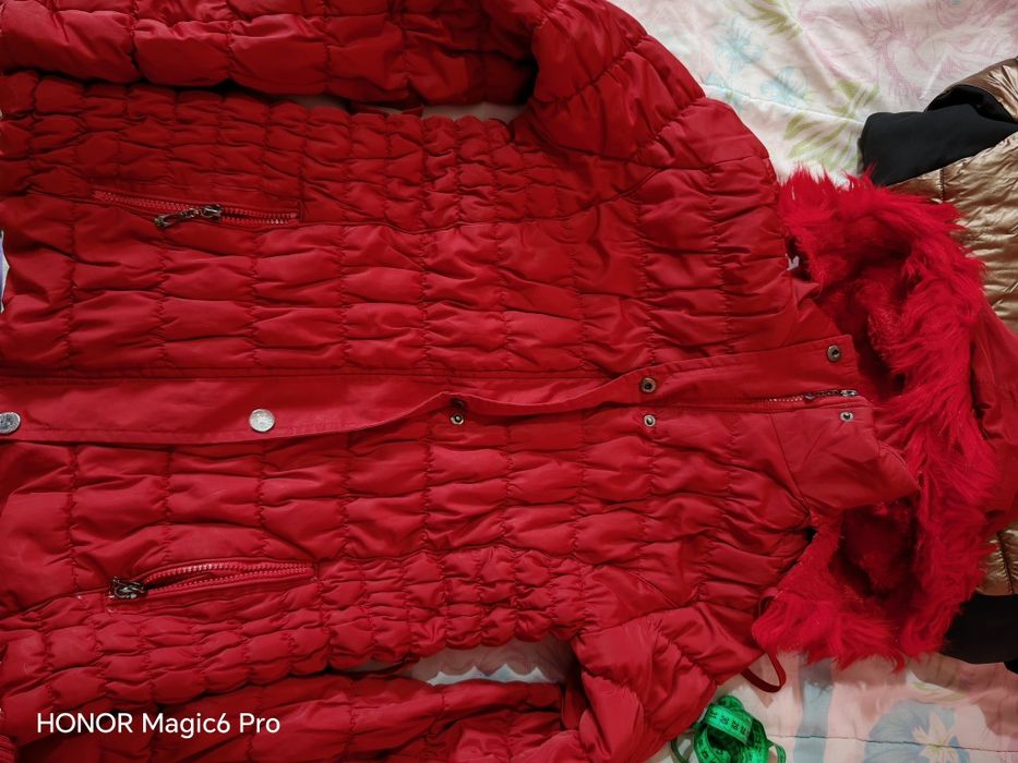 Дамско яке подходящо за студено време