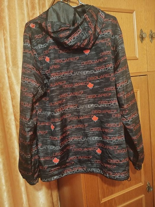 Geaca de fas Dsquared 2 marimea XL
