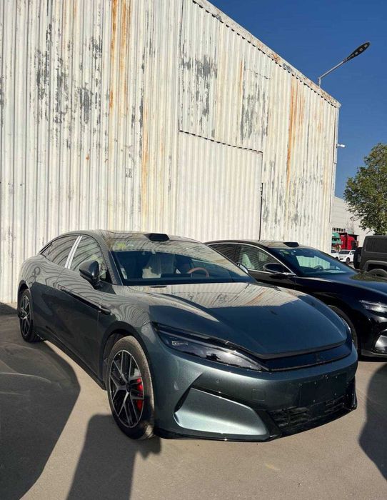 BYD han l 1ta mator 701km lidarli