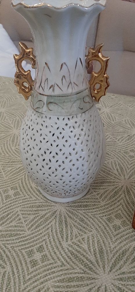 Вазы фарфор, керамика.