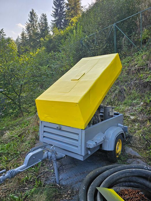 Vand compresor Atlas cu ciocane hidraulice
