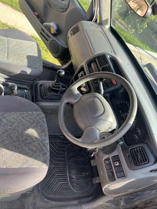 Vând grand vitara