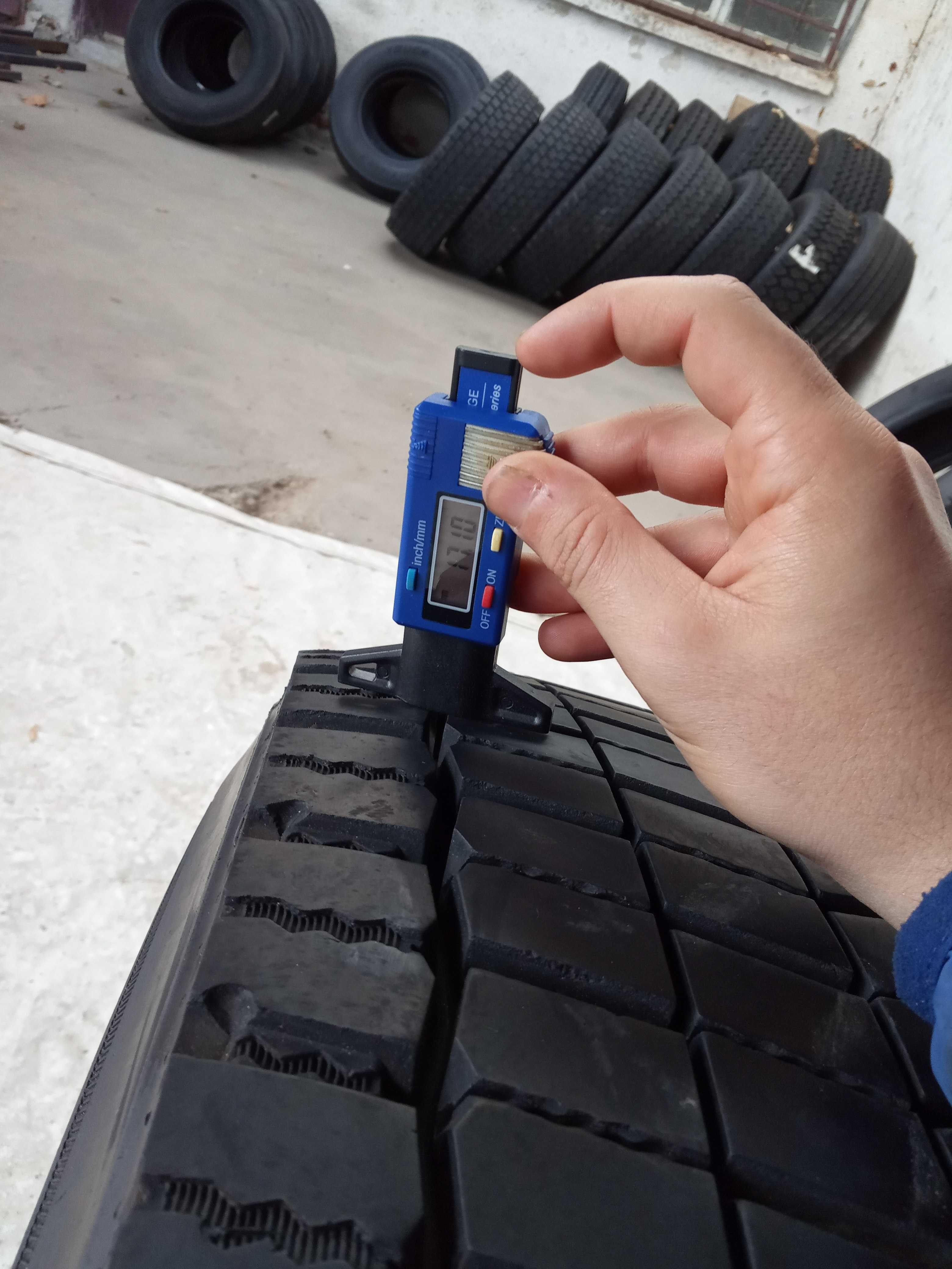 2 тежкотоварни гуми 305/70R19.5 Continental HybridHD3 148/145M DOT2021