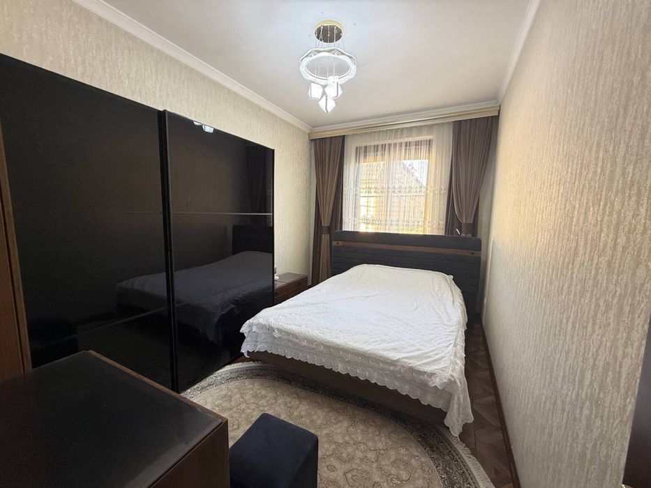 Юнусабад/ Улица Турккургон. Трц Малика. 3/2/3 (кирпичная новостройка)