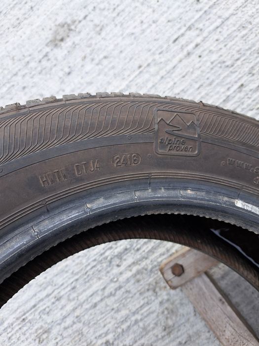 Anvelope de iarna 175-65r15 Semperit