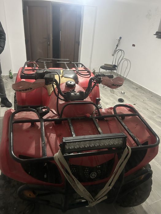 Dezmembrez atv yamaha bruin