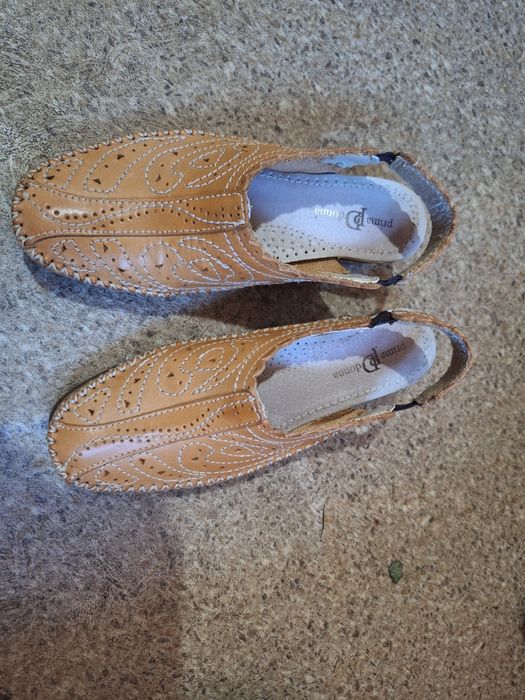 Saboți noi piele naturala Prima Donna