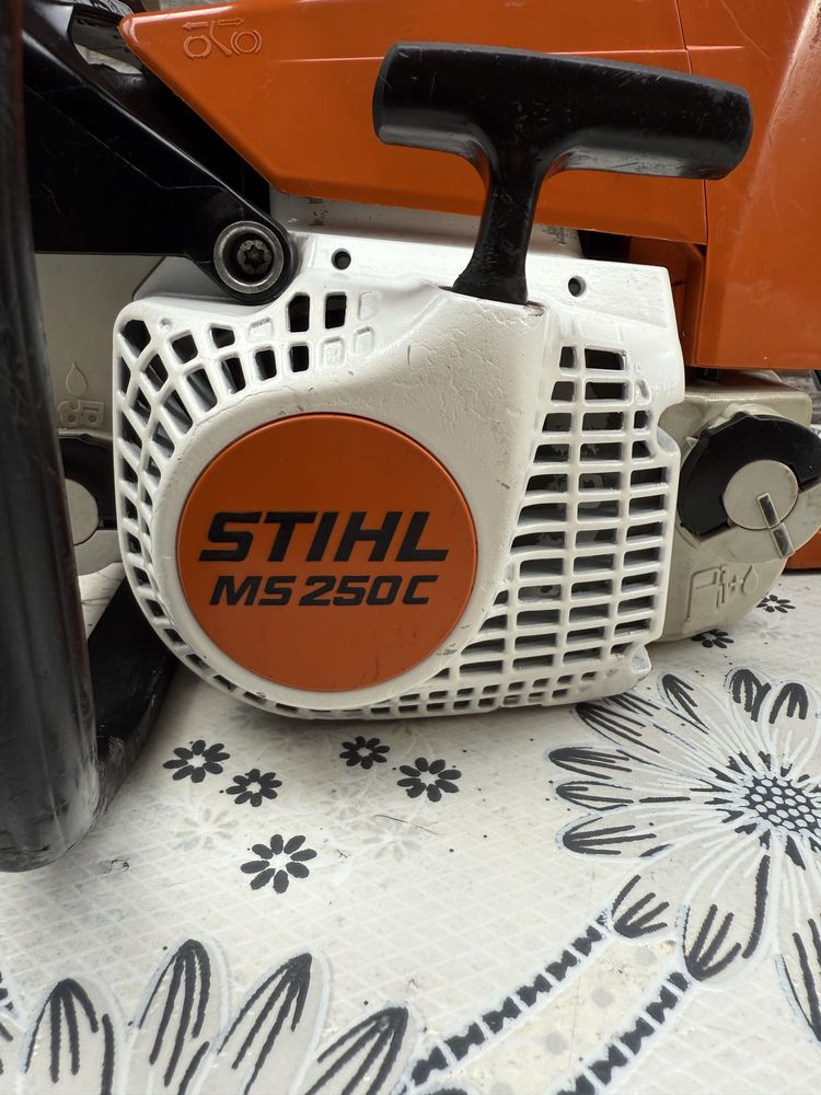 Бензинов верижен трион Stihl MS 250 С