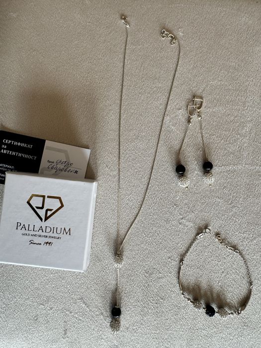 Сребърни бижута с кристали от Swarovski