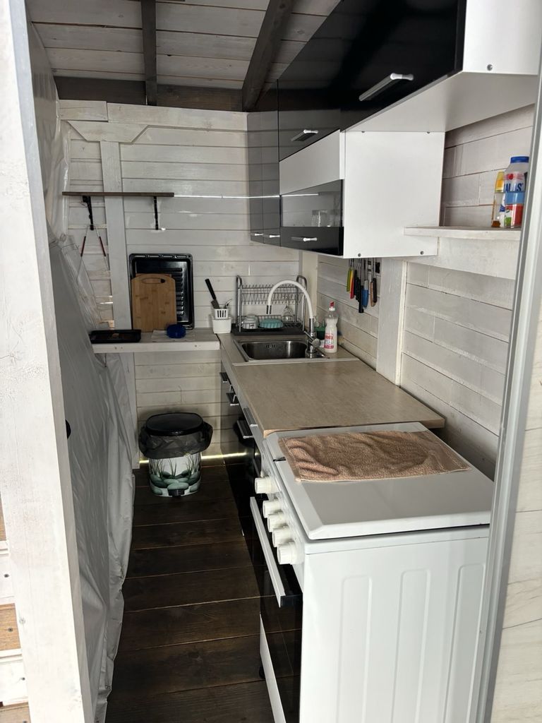 Продава се Къща в София, Студентски град - 60 кв.м за 196 €/кв.м - Снимка #3