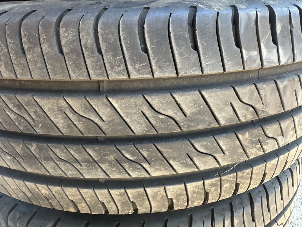 215/65/16с -Goodyear